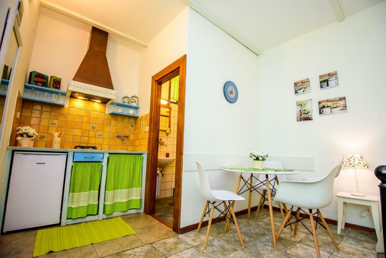 Rustica Apartments シベニク エクステリア 写真