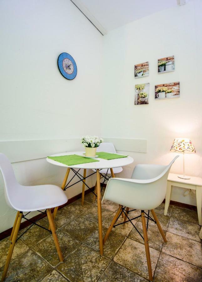 Rustica Apartments シベニク エクステリア 写真