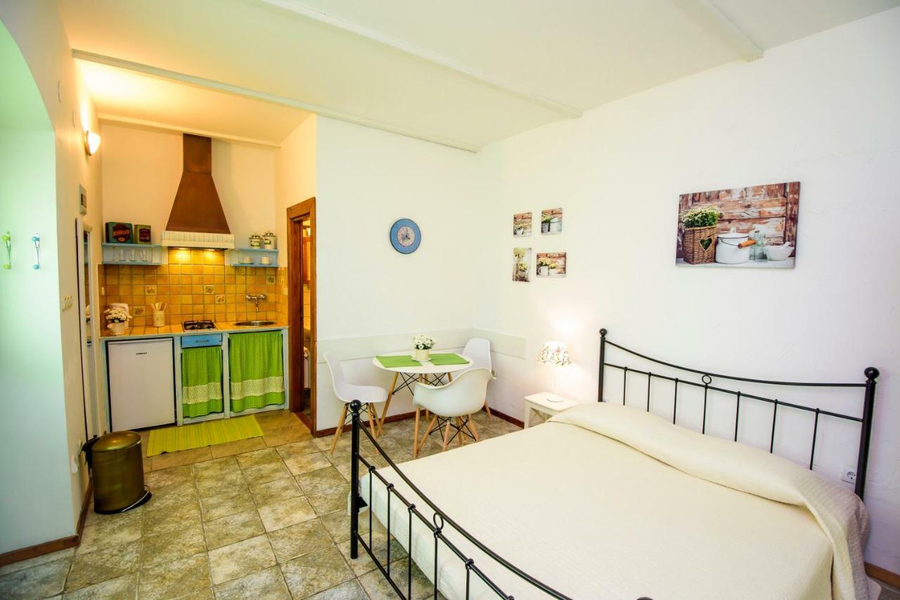 Rustica Apartments シベニク エクステリア 写真